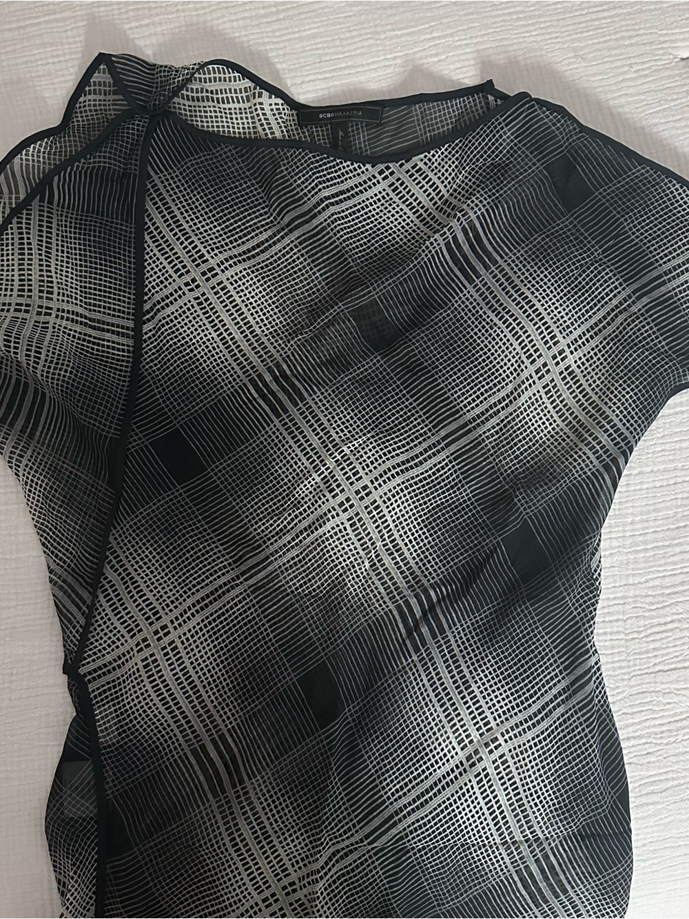 BCBG Silk sleeveless top Black and White Size XXS